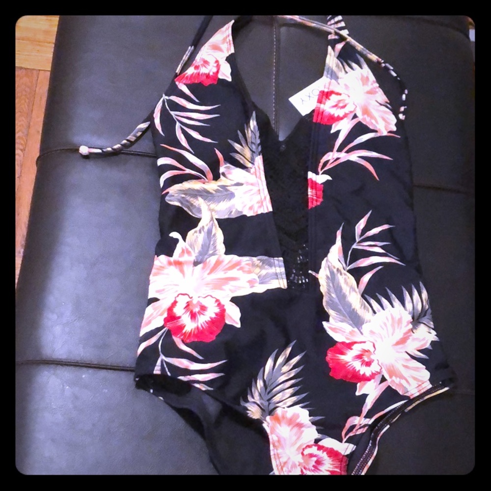 Beautiful one piece bathing suit!